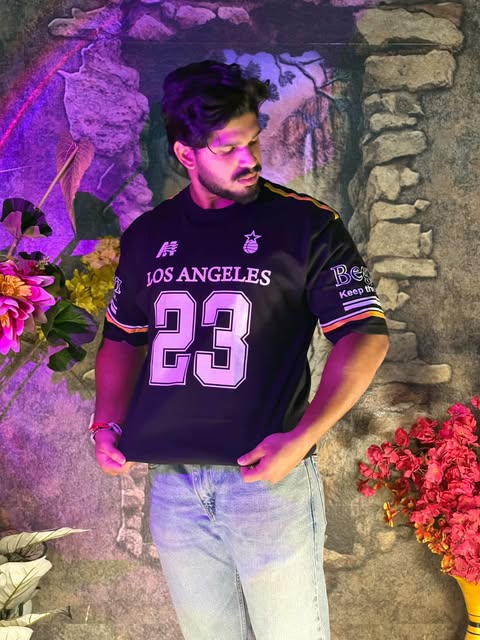 🌆 “LA Street Vibe” Black T-Shirt – Only ₹450! 🖤